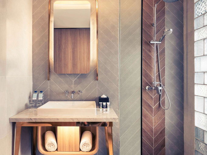 Bathroom 4