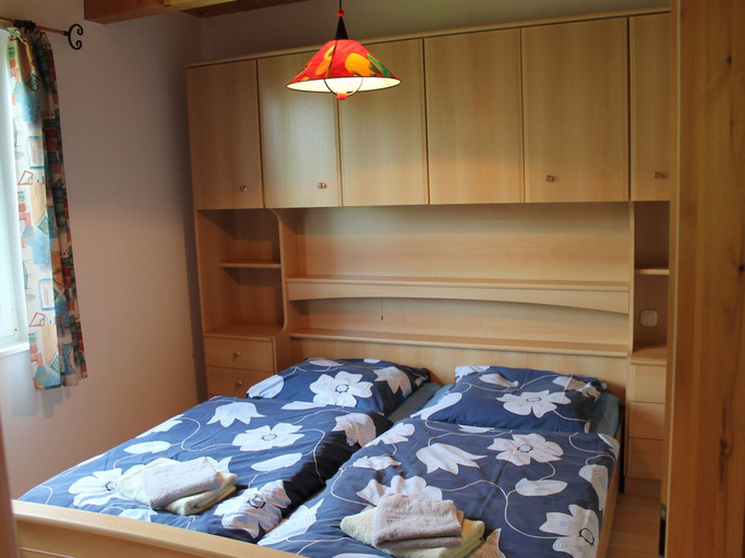 Others 4, Geraeumige Ferienwohnung in Boddin mit Garten, Rostock