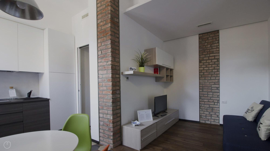 Others 4, Italianway Easy - Ciaia 6 A, Milano