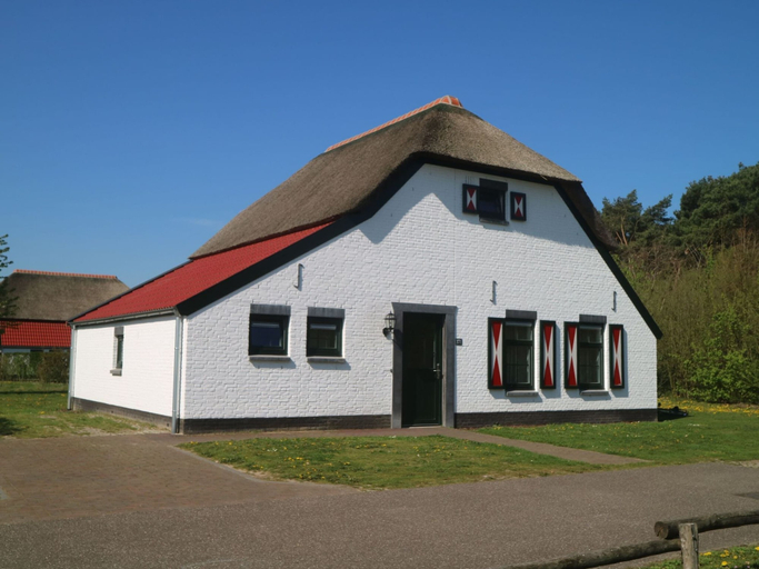 Exterior, Nice Villa With Sauna and Bubble Bath in Limburg, Roggel en Neer