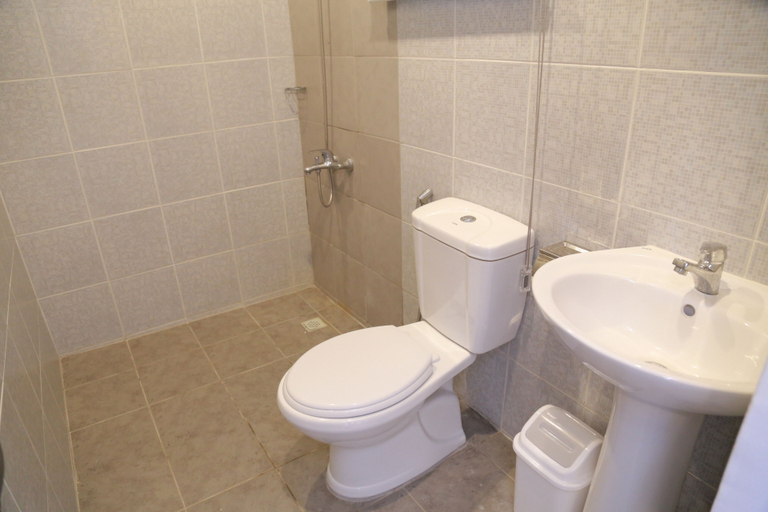Bathroom, La Florentina Resort, Bustos