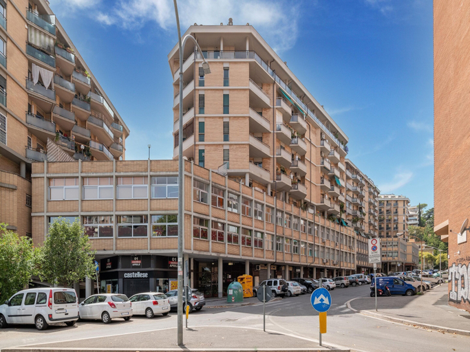 Primary image, Apartment in Rome With Balcony, Rome