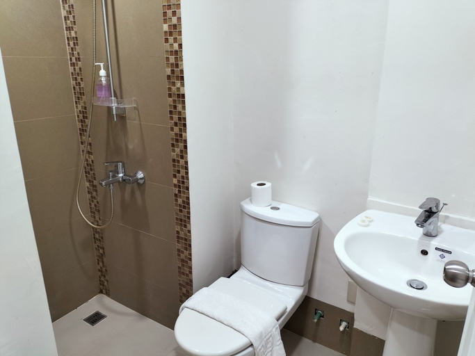 Bathroom, Sitio Uno Residences, Roxas City