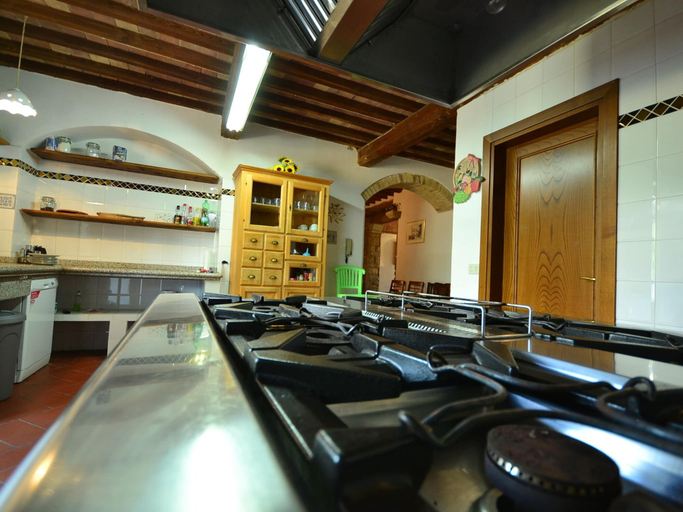 Others 4, Farmhouse in Pisan Hills With Pool, Pisa