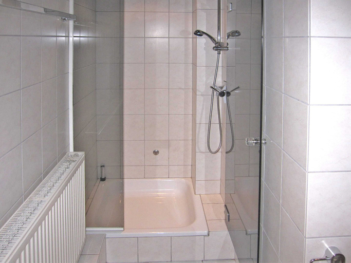 Bathroom 3, Wohnung in Waldnahe, Gotha
