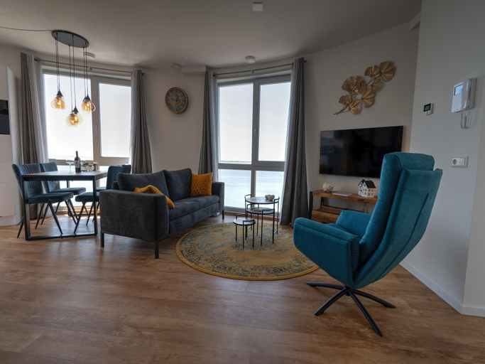 Others 4, Apartment in Scherpenisse by Oosterschelde