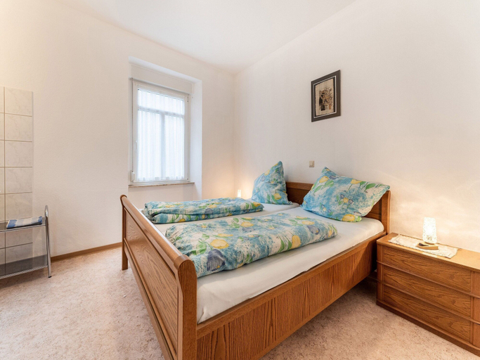 Bedroom 3, Home for 5 Persons in 1350 Year Old Mosel Town, Cochem-Zell