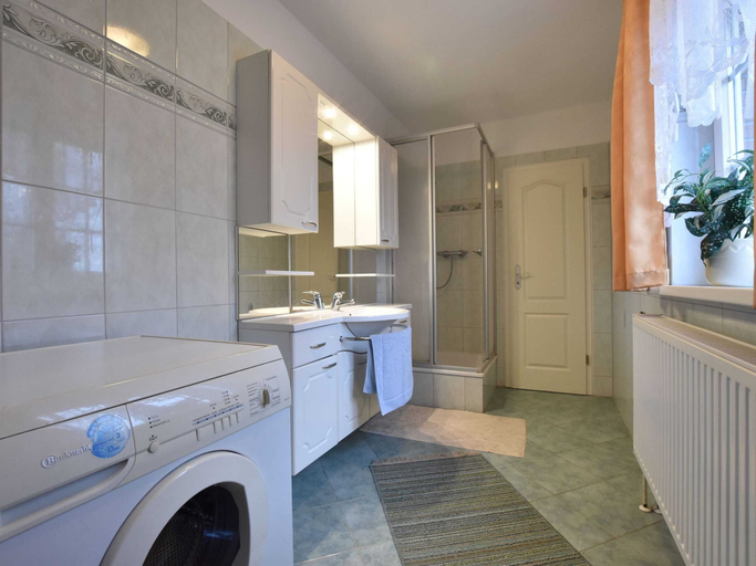 Bathroom, Coastal Retreat in Boltenhagen, Nordwestmecklenburg