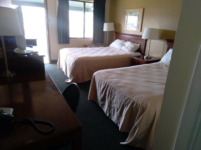 Bedroom 4, Battle Mountain Inn, Lander