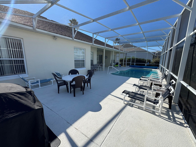 Food & Drinks, Scott Disney Villa, Polk