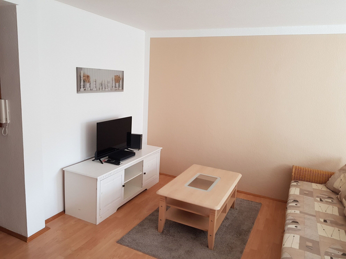 Living room 2, Apartment in Kamenz Sachsen Near Town Centre, Bautzen