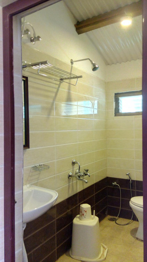 Bathroom 5, Trial Based Hotel, The Nilgiris