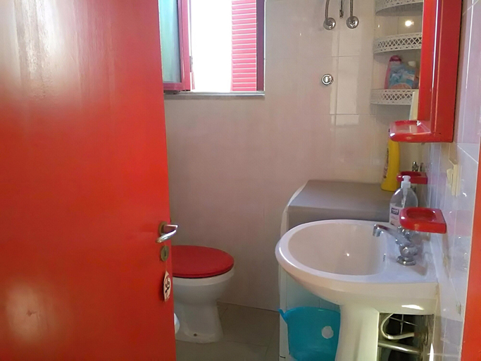 Bathroom 4, Holiday Home Near Marina di Mandatoriccio Beach, Cosenza