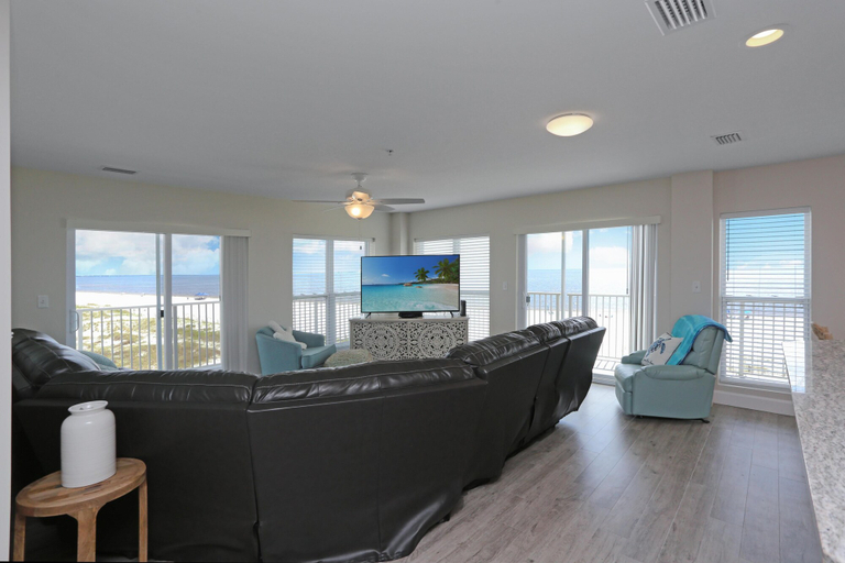 Others 5, Surfside 16, Bay