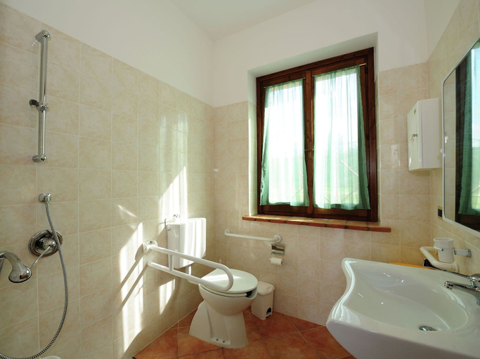 Bathroom 4, Farmhouse Passignano Near Lake Trasimeno, Perugia