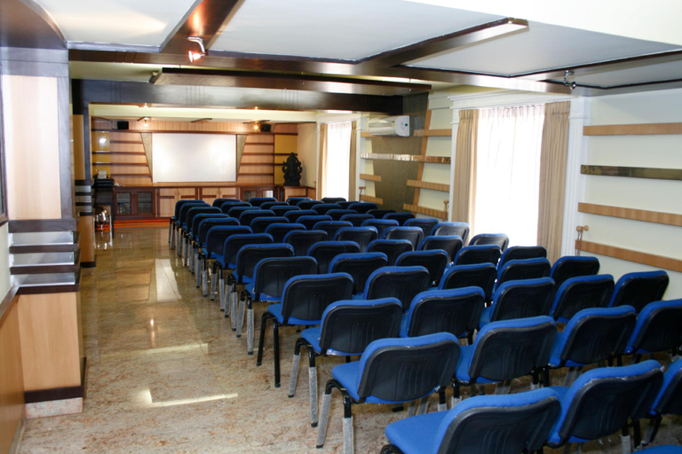 Business Facilities, Crystal Paark Inn By Blu Orchid Groups, Mysore