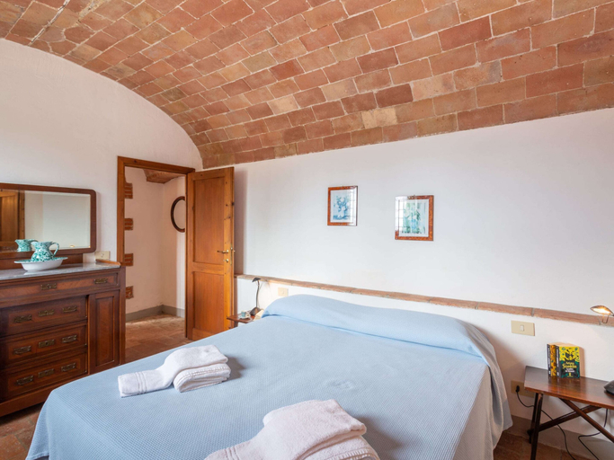 Bedroom 3, Tuscan Cottage with 2 Pools, Florence