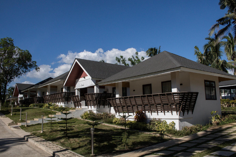 Exterior 10