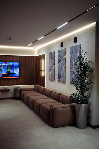 Others 5, Nesvit Capsule Hotel, Sviatoshyns'kyi