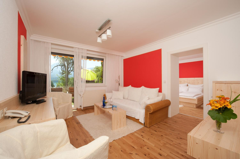 Bedroom, Biohof Naturzeit Faaker See, Villach