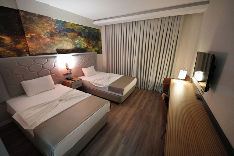 Bedroom 4, Dayman Hotel, Midyat