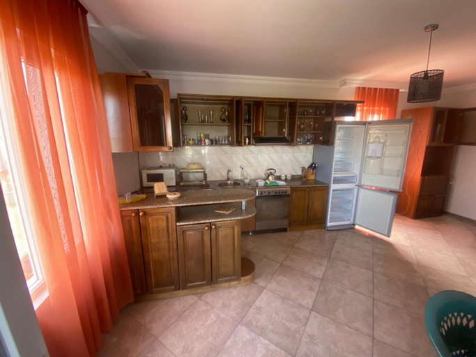 Others 4, Guesthouse 592a, Kobuleti