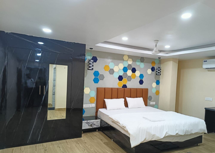 Bedroom 4, THE ODYSSEY INN, Puri