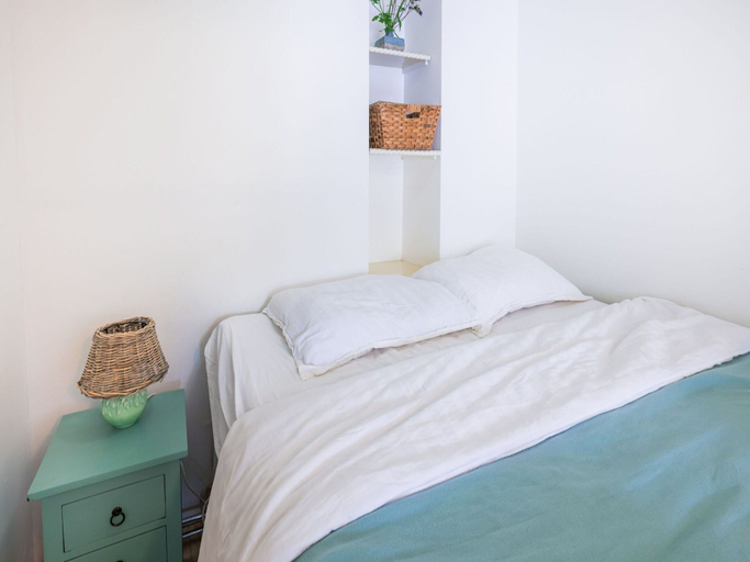 Bedroom 4, Vibrant Apartment in Baflo by Op de Roemte, Winsum