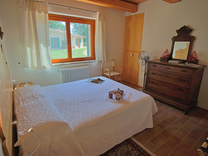 Bedroom 2, Cottage in Montelabbate With Pool, Garden, Bbq, Parking, Pesaro E Urbino