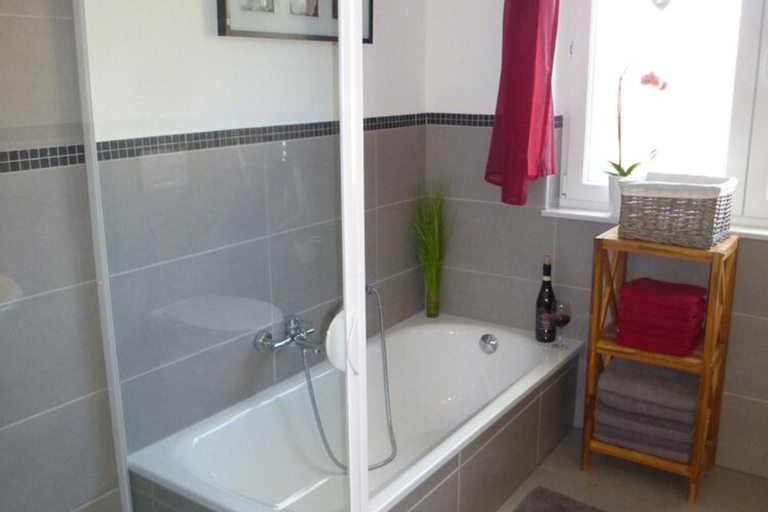 Bathroom 4, Relaxing Holiday Home in Willersdorf in the Forest, Waldeck-Frankenberg