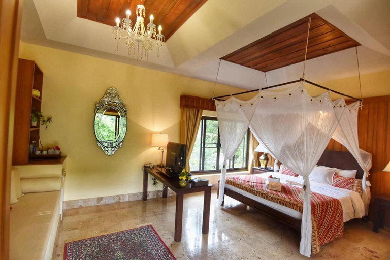 Bedroom 12