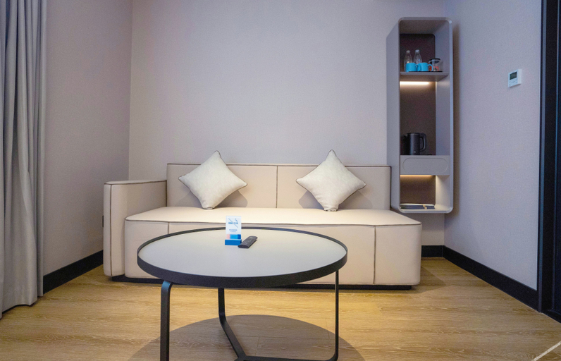 Others 5, Hanting Hotel Shangluo North New Street, Shangluo