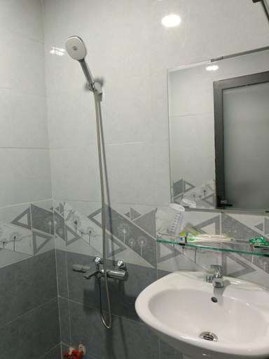 Bathroom 5, Nha nghi Trang Anh - Phan Thiet, Phan Thiết