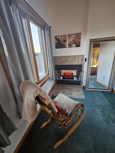 Others 5, Bear Mountain Lodge, Washington