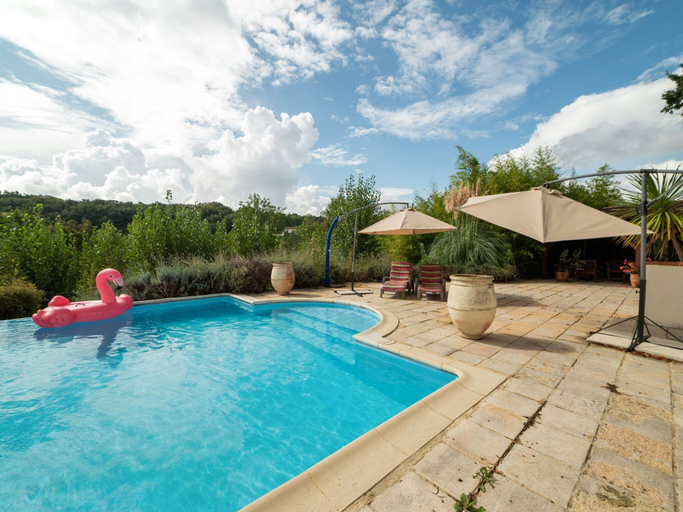Pool 5, Pleasant Holiday Home in Touffailles With Sauna, Tarn-et-Garonne