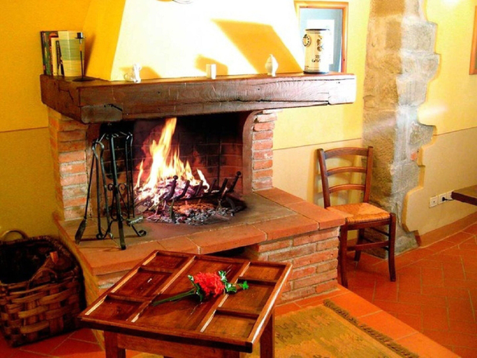 Interior 5, Attractive Apartment in Typical Tuscan Style, Florence