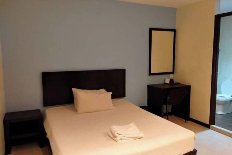 Bedroom 12