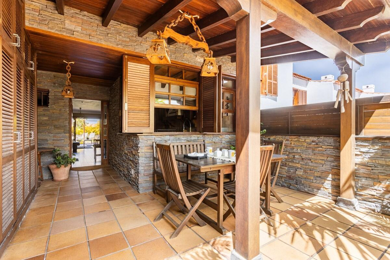 Food & Drinks, Tantulia villa Kalima in tenerife, Santa Cruz de Tenerife