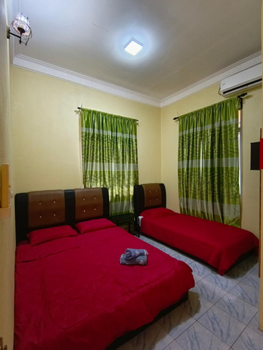 Bedroom 2, Perhentian Idaman, Besut