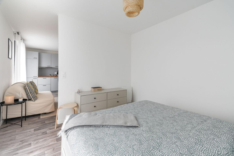 Bedroom 3, Evasion Urbaine a Clamart, Hauts-de-Seine
