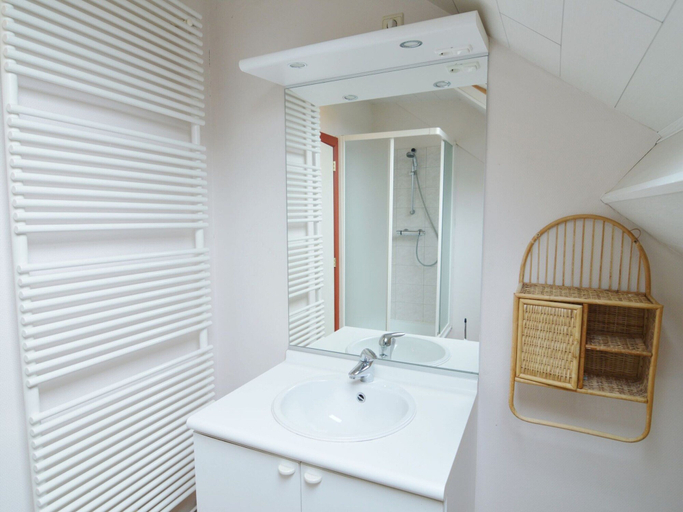 Bathroom 4, Luxurious Farmhouse in Rondu Luxembourg, Luxembourg