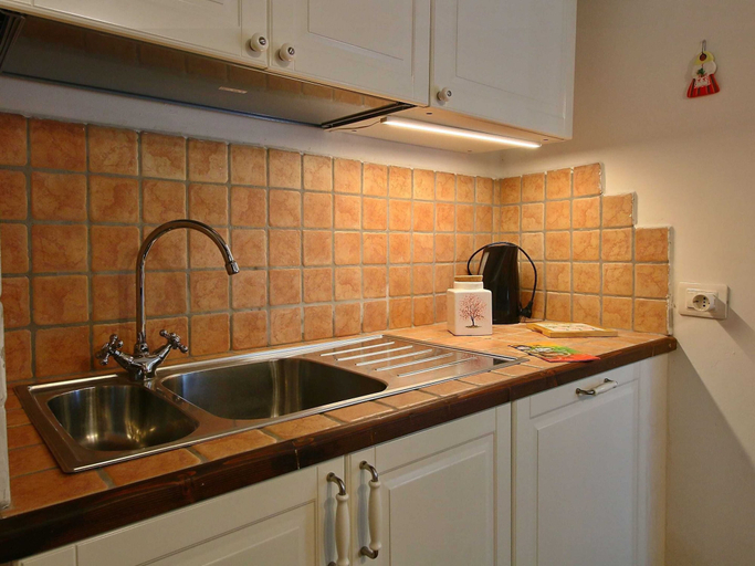 Others 4, Spacious Villa With Pool in Fabriano Italy, Ancona