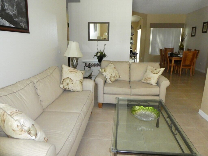 Others 5, Hampton Lakes Villa, Polk