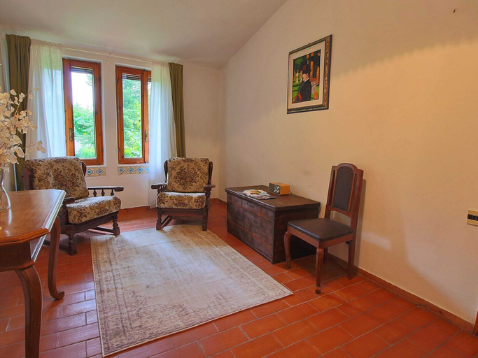 Others 5, Spacious Villa With Pool in Fabriano Italy, Ancona