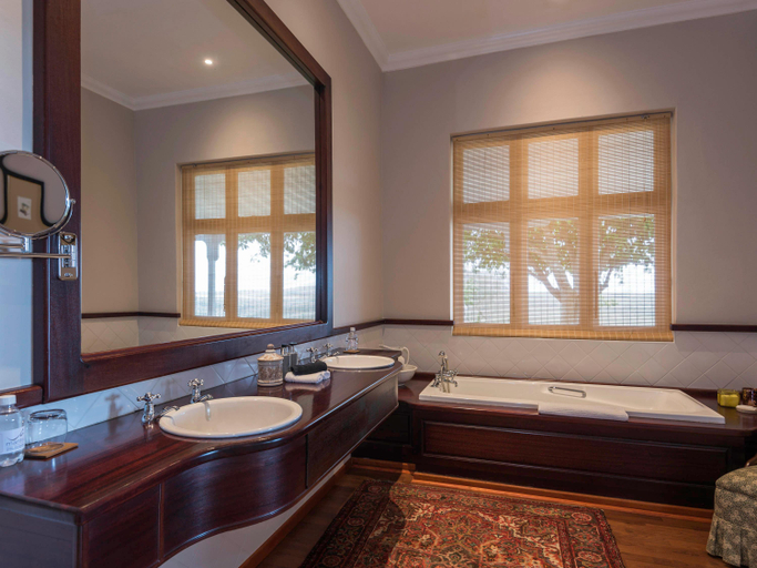 Bathroom 5, Founders Lodge By Mantis, Cacadu