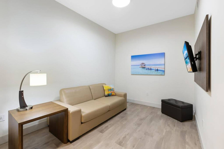 Others 4, Amazing Condo in Hollywood Beach, Broward