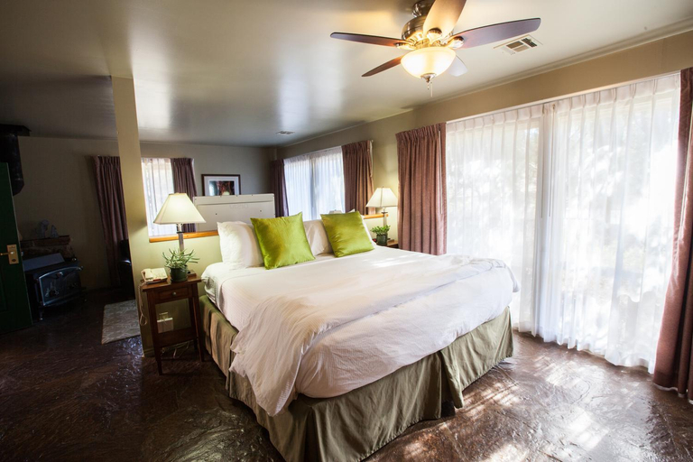 Bedroom, Flanigan`s Resort and Spa, Washington