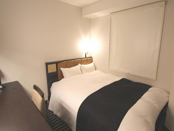 Bedroom 13
