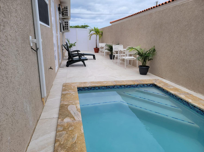 Others 4, Villa de Ana Sleeps 2 With Pool