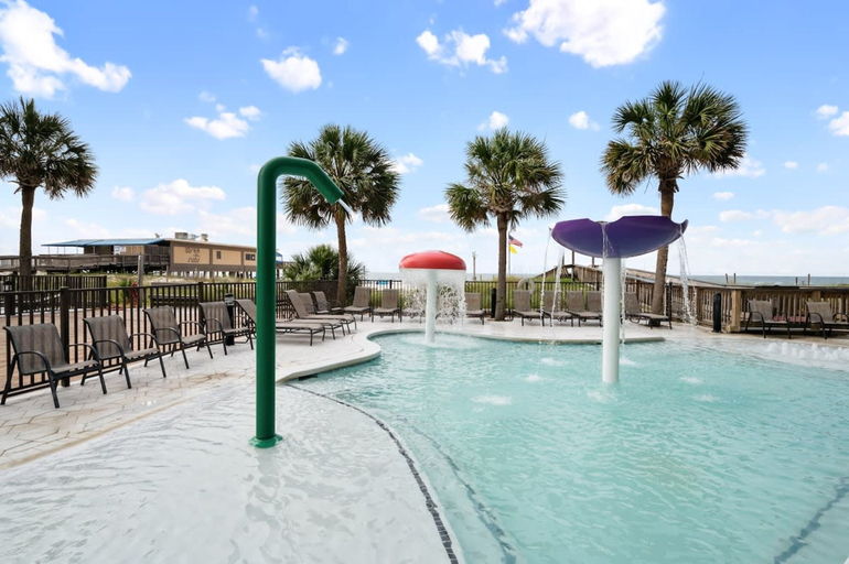 Room 4, Seawind 1208 Beach Front 3 2 Zero Entry Pool, Baldwin